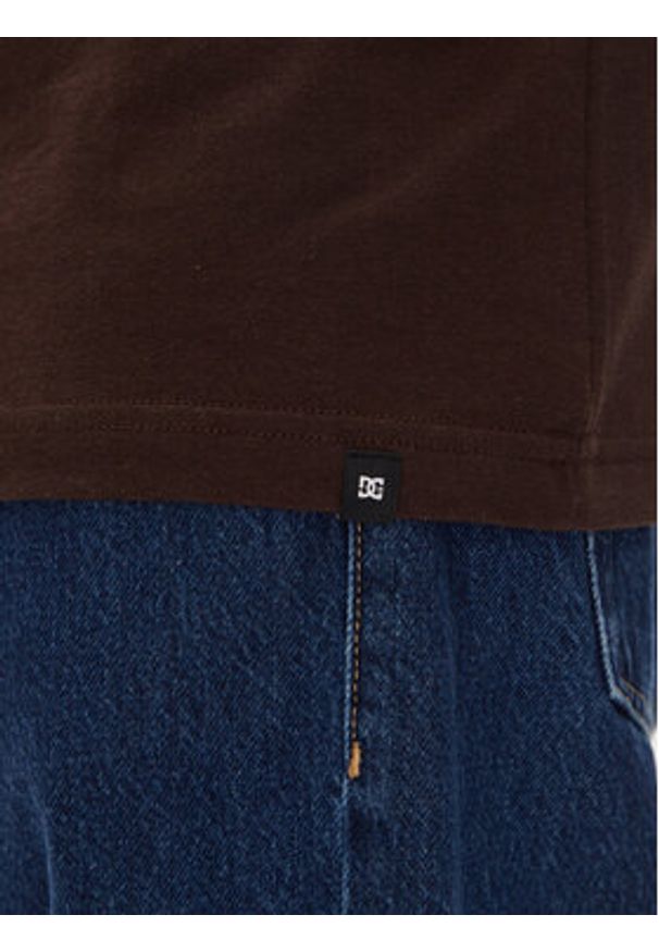 DC Shoes T-Shirt ADYZT05377 Brązowy Heritage Fit. Kolor: brązowy. Materiał: bawełna