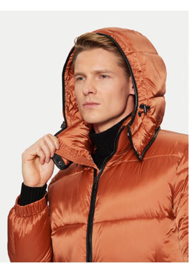 JOOP! Kurtka zimowa 17 JO-125Ambro 30044256 Pomarańczowy Regular Fit. Kolor: pomarańczowy. Materiał: syntetyk. Sezon: zima