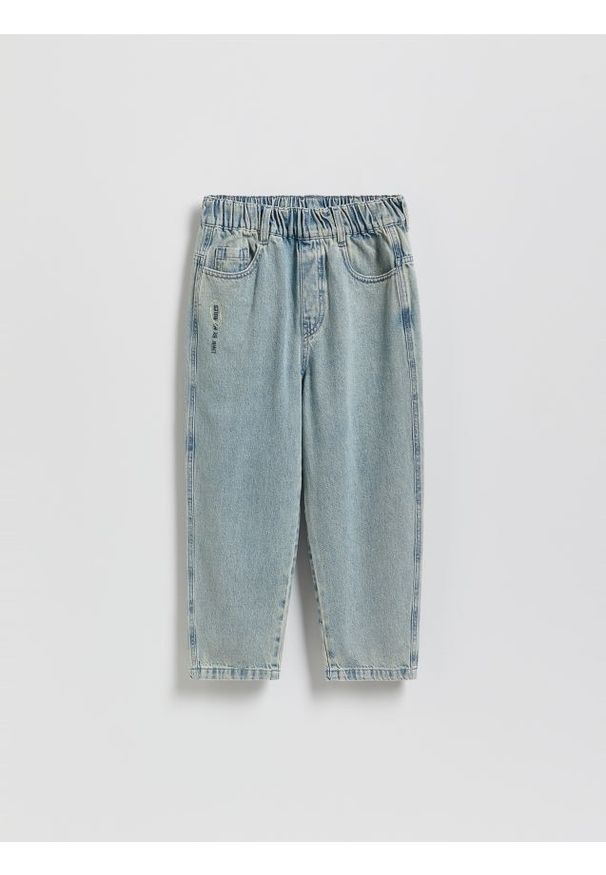 Reserved - Jeansy baggy - niebieski. Kolor: niebieski
