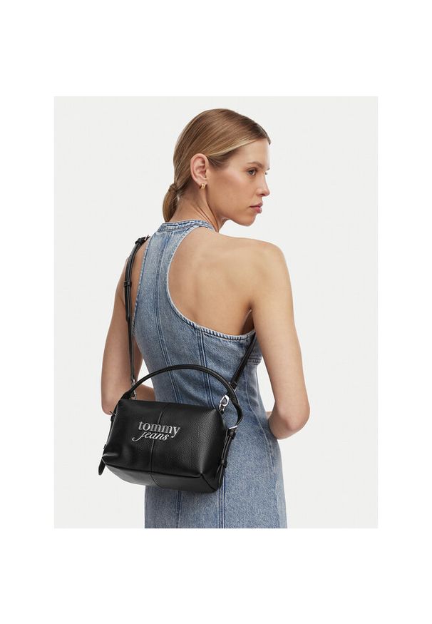 Torebka Tommy Jeans. Kolor: czarny