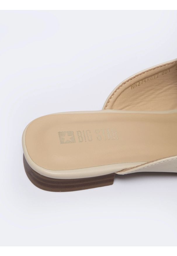 Big-Star - Klapki damskie eleganckie beżowe NN274A077 801. Okazja: na co dzień. Kolor: beżowy. Materiał: skóra, syntetyk, jeans. Sezon: lato. Styl: elegancki