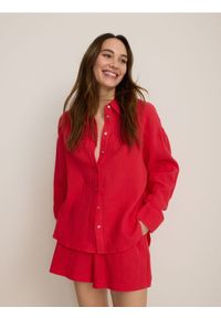 Reserved - Koszula oversize z bawełnianego muślinu - czerwony. Kolor: czerwony. Materiał: bawełna #1