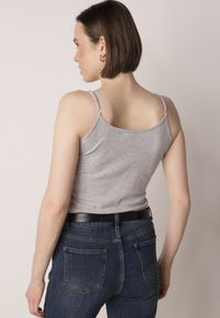 Born2be - Szary Top na Ramiączkach z Prążkowanej Tkaniny z Bawełny z Guzikami Bermisa. Okazja: na co dzień. Kolor: szary. Materiał: bawełna, tkanina, prążkowany. Długość rękawa: na ramiączkach. Styl: elegancki, casual #2