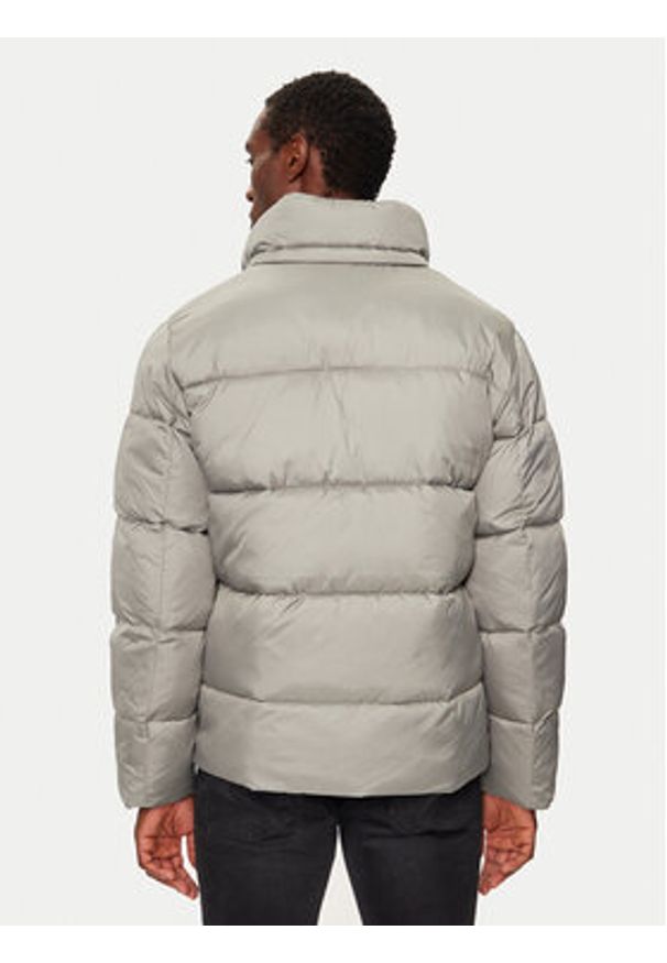 Calvin Klein Kurtka zimowa K10K113476 Szary Regular Fit. Kolor: szary. Materiał: syntetyk. Sezon: zima
