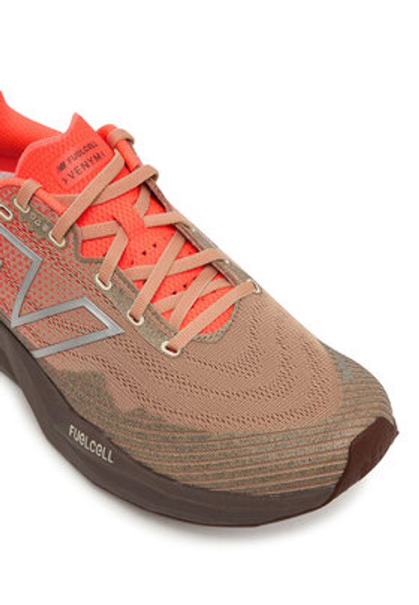 New Balance Buty do biegania FuelCell Venym MTVNYMV1 Pomarańczowy. Kolor: pomarańczowy. Materiał: materiał