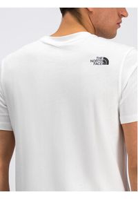 The North Face T-Shirt Easy NF0A2TX3 Biały Regular Fit. Kolor: biały. Materiał: bawełna #3
