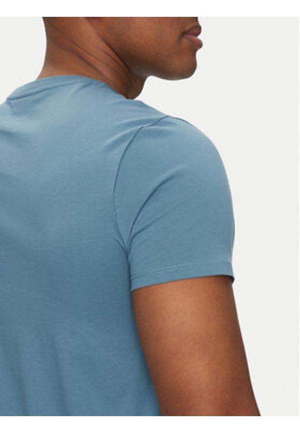Lacoste T-Shirt TH6709 Zielony Regular Fit. Kolor: zielony. Materiał: bawełna