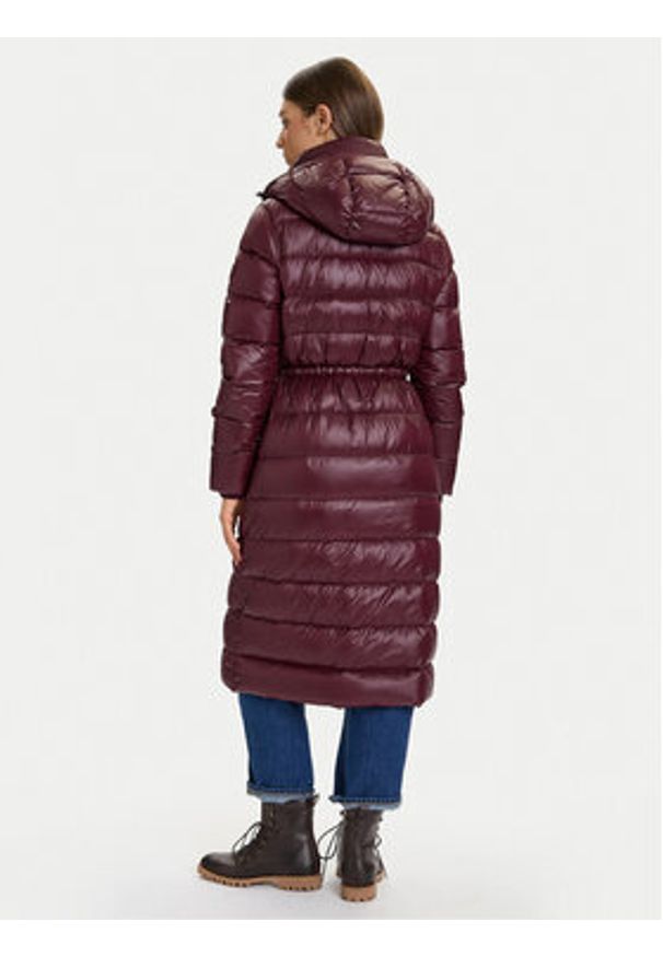 TOMMY HILFIGER - Tommy Hilfiger Płaszcz zimowy WW0WW47356 Bordowy Regular Fit. Kolor: czerwony. Materiał: syntetyk. Sezon: zima