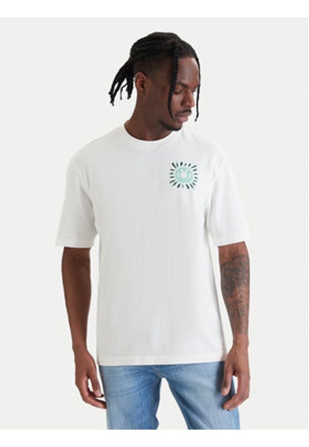 Hugo - HUGO T-Shirt Nextralio 50560090 Biały Regular Fit. Kolor: biały. Materiał: bawełna