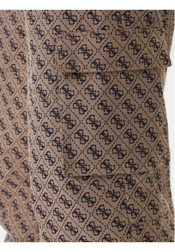 Guess Spodnie narciarskie M5BB77 WF182 Brązowy Regular Fit. Kolor: brązowy. Materiał: syntetyk. Sport: narciarstwo