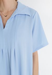 Born2be - Niebieska Rozkloszowana Sukienka z Zakładkami i Kołnierzykiem Alisano. Kolor: niebieski. Wzór: aplikacja. Sezon: lato #3