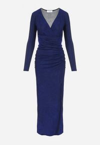 Born2be - Granatowa Sukienka Błyszcząca z Marszczeniem i Kopertowym Dekoltem Mimovia. Typ kołnierza: dekolt kopertowy, dekolt w kształcie V. Kolor: niebieski. Materiał: wiskoza. Długość rękawa: długi rękaw. Typ sukienki: kopertowe. Styl: elegancki #6