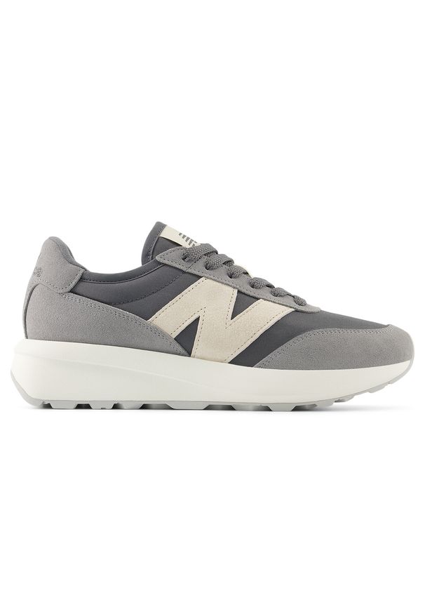 Buty unisex New Balance U370PD – szare. Kolor: szary. Materiał: zamsz, skóra. Szerokość cholewki: normalna. Sezon: lato