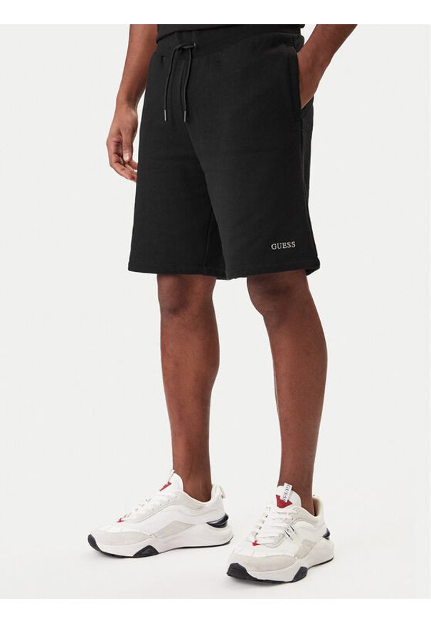 Guess Szorty sportowe Z6RD06 KAIJ1 Czarny Regular Fit. Kolor: czarny. Materiał: bawełna. Styl: sportowy