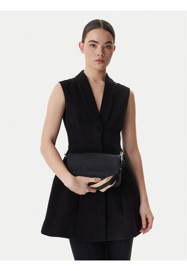 Love Moschino - LOVE MOSCHINO Torebka JC4046PP1OLE0000 Czarny. Kolor: czarny. Materiał: skórzane