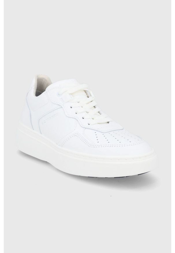 G-Star RAW - G-Star Raw Buty skórzane kolor biały na płaskiej podeszwie. Nosek buta: okrągły. Zapięcie: sznurówki. Kolor: biały. Materiał: skóra. Obcas: na płaskiej podeszwie, na obcasie. Wysokość obcasa: niski