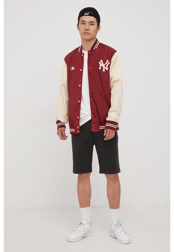 Superdry szorty męskie kolor czarny. Okazja: na co dzień. Kolor: czarny. Materiał: bawełna, tkanina. Wzór: gładki. Styl: casual