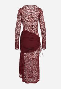 Born2be - Bordowa Koktajlowa Sukienka Koronkowa z Usztywnionymi Miseczkami i Marszczeniami Temias. Kolor: czerwony. Materiał: koronka. Długość rękawa: długi rękaw. Wzór: koronka. Styl: wizytowy #4