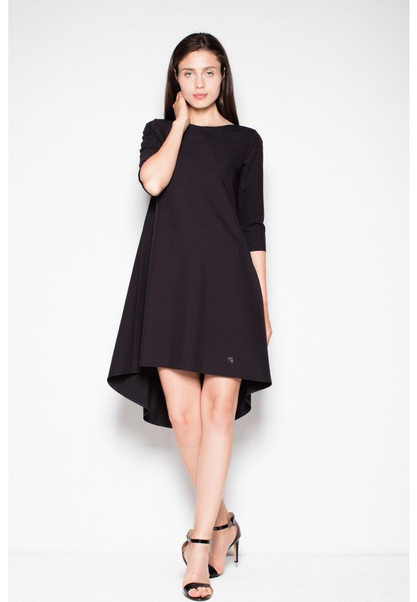 e-margeritka - Sukienka asymetryczna z dłuższym tyłem czarna - m. Kolor: czarny. Materiał: poliester, materiał, wiskoza. Typ sukienki: asymetryczne. Styl: elegancki