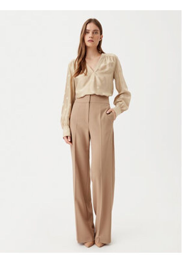 BOSS Bluzka 50532823 Beżowy Regular Fit. Kolor: beżowy. Materiał: syntetyk