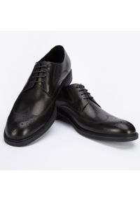 Wittchen - Męskie buty derby skórzane z płaskim szwem czarne. Okazja: do pracy, na co dzień. Kolor: czarny. Materiał: skóra. Wzór: aplikacja. Styl: casual, elegancki #8