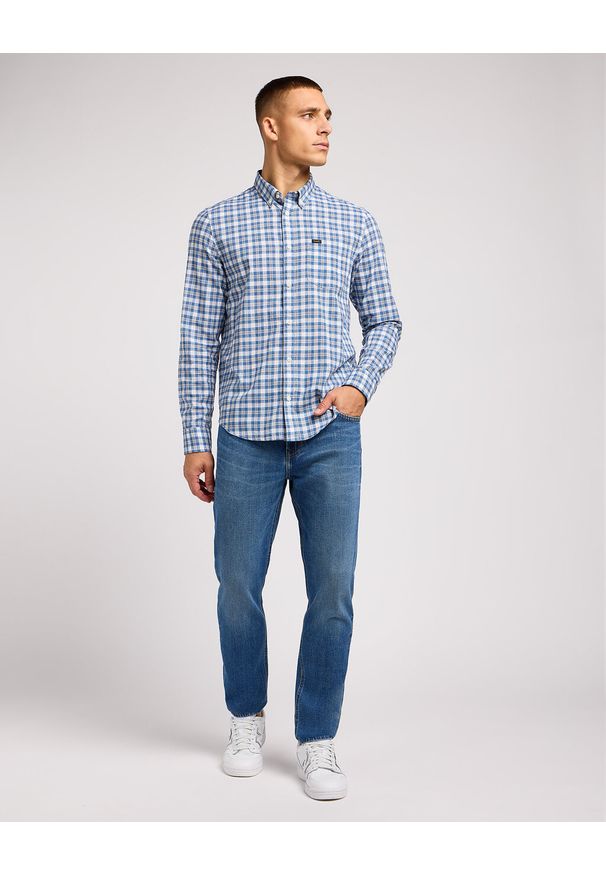 Lee - LEE MĘSKA KOSZULA LEE BUTTON DOWN ATLANTIC 112349957 L880015643. Typ kołnierza: button down