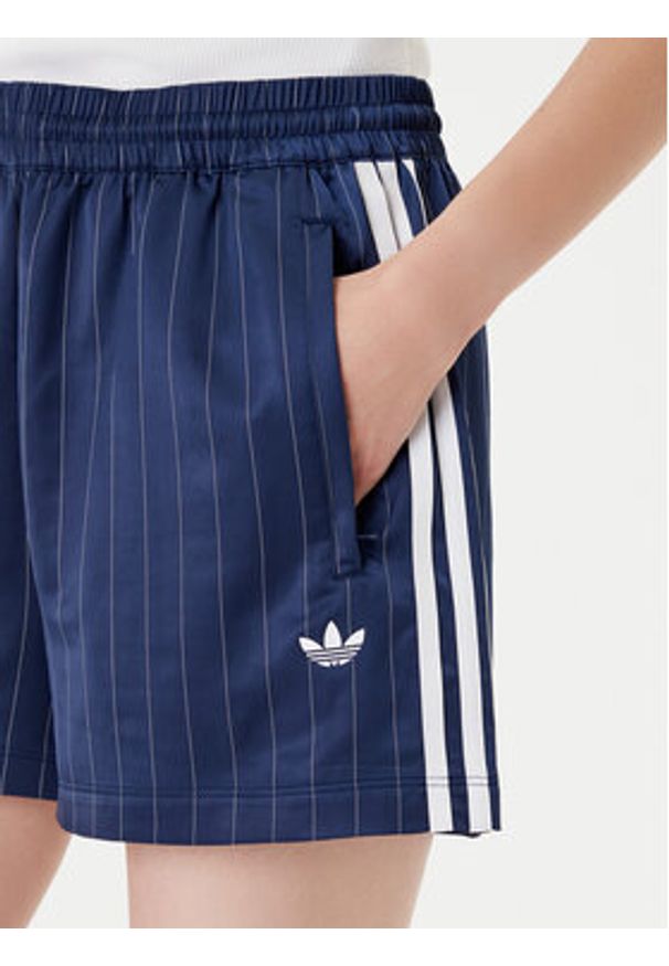 Adidas - adidas Szorty sportowe Pin-stripe Satin KD2285 Granatowy Loose Fit. Kolor: niebieski. Materiał: syntetyk