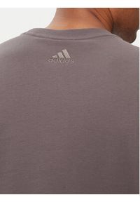 Adidas - adidas T-Shirt Essentials IS1343 Brązowy Regular Fit. Kolor: brązowy. Materiał: bawełna