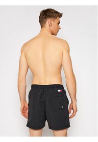 TOMMY HILFIGER - Tommy Hilfiger Szorty kąpielowe UM0UM02048 Czarny Slim Fit. Kolor: czarny. Materiał: syntetyk #4