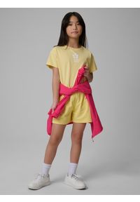 4f - 4F T-shirt regular z nadrukiem dziewczęcy - żółty 164 (13-14 lat). Okazja: na co dzień. Kolor: żółty. Materiał: dzianina, bawełna. Wzór: nadruk. Sezon: lato. Styl: casual #2