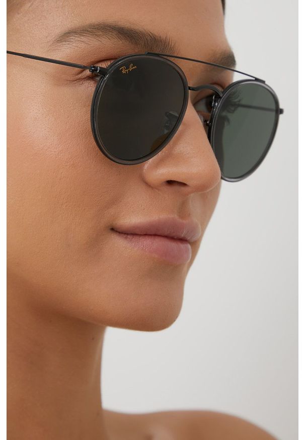 Ray-Ban - Okulary ROUND DOUBLE BRIDGE. Kształt: okrągłe. Kolor: czarny