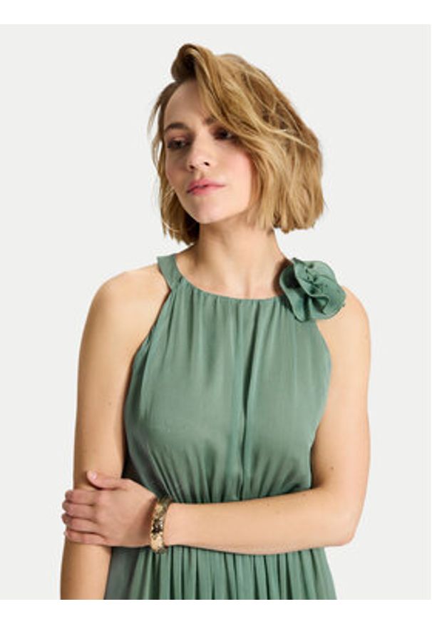 Swing Sukienka wieczorowa 5AH17300 Zielony Regular Fit. Kolor: zielony. Materiał: syntetyk. Styl: wizytowy