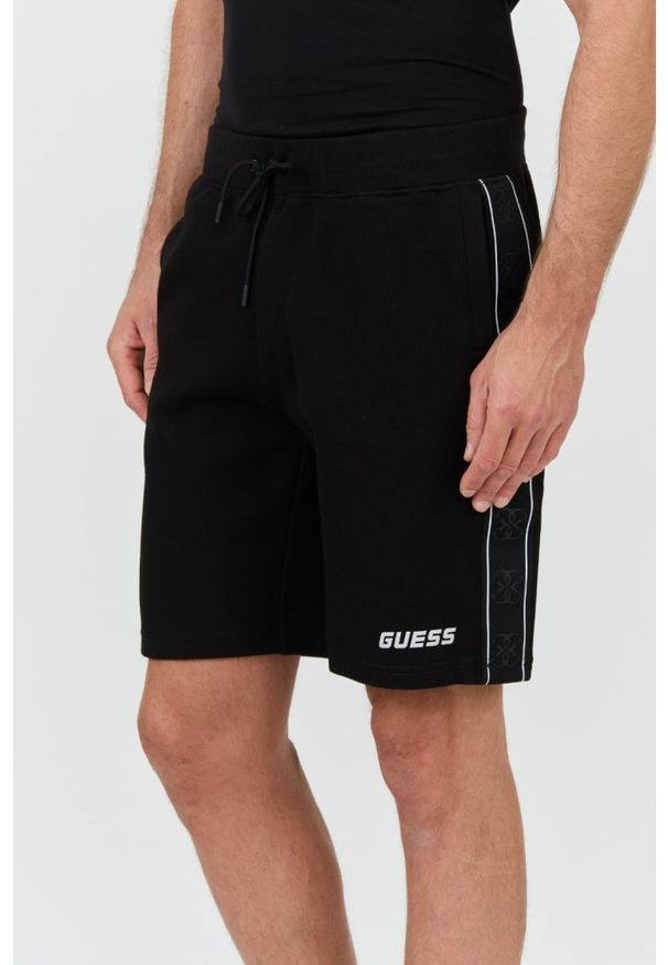 Guess - GUESS Czarne męskie spodenki Mickey Short, Rozmiar M. Kolor: czarny