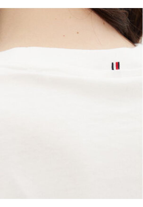 TOMMY HILFIGER - Tommy Hilfiger T-Shirt UW0UW05763 Biały Regular Fit. Kolor: biały. Materiał: bawełna