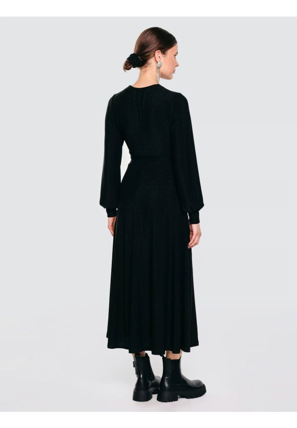 Big-Star - Sukienka damska midi błyszcząca czarna Daniela 906. Kolor: czarny. Materiał: tkanina, materiał. Długość rękawa: długi rękaw. Typ sukienki: dopasowane, rozkloszowane. Długość: midi