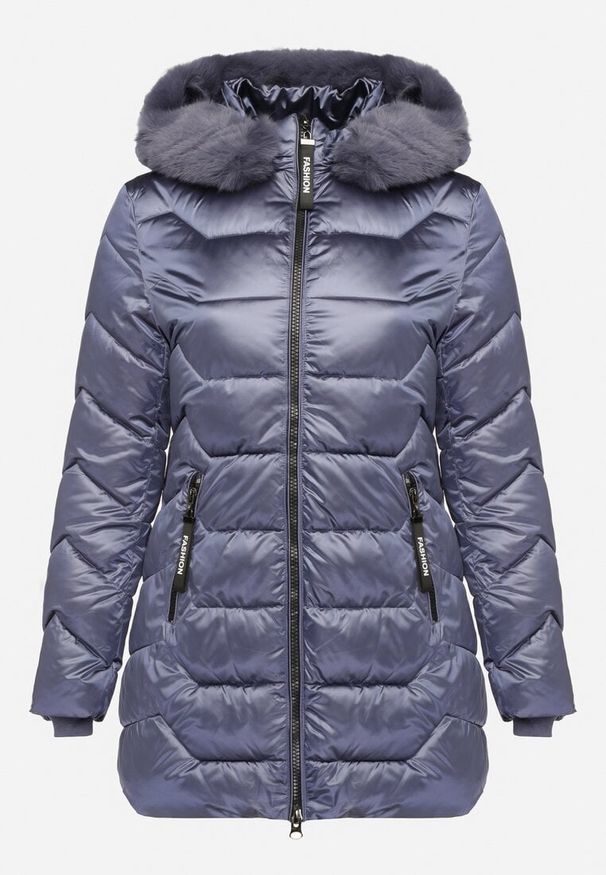 Born2be - Granatowa Kurtka z Pikowanymi Przeszyciami i Odpinanym Futerkiem przy Kapturze Vensie. Okazja: na co dzień. Kolekcja: plus size. Kolor: niebieski. Materiał: futro. Styl: casual, elegancki, klasyczny