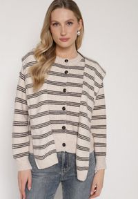 Born2be - Beżowy Kardigan w Paski z Domieszką Wełny z Dodatkową Narzutką Fedina. Kolor: beżowy. Materiał: wełna. Długość rękawa: długi rękaw. Długość: długie. Wzór: paski. Styl: klasyczny, elegancki #3