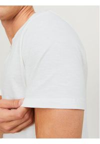 Jack & Jones - Jack&Jones T-Shirt Split 12164972 Biały Standard Fit. Kolor: biały. Materiał: bawełna #8
