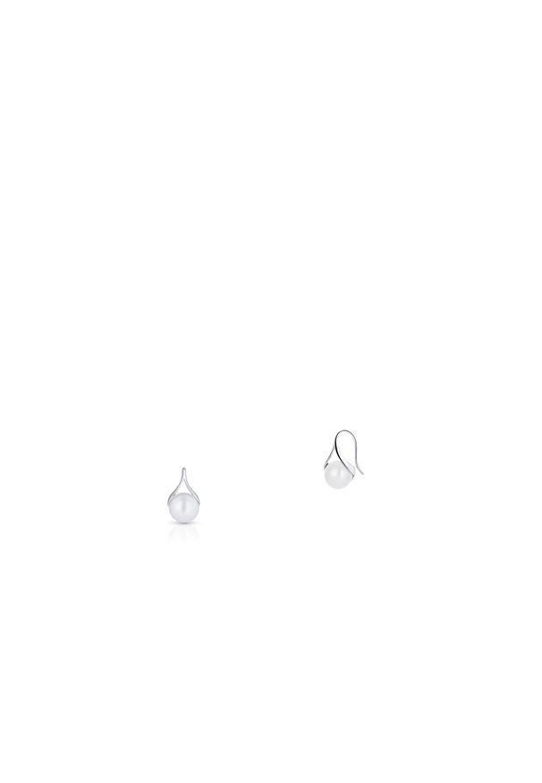 W.KRUK - Kolczyki srebrne perły. Materiał: srebrne. Kolor: srebrny. Kamień szlachetny: perła