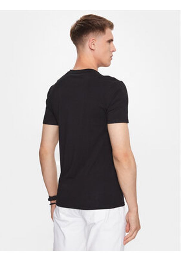 Guess T-Shirt M2YI32 J1314 Czarny Slim Fit. Kolor: czarny. Materiał: bawełna