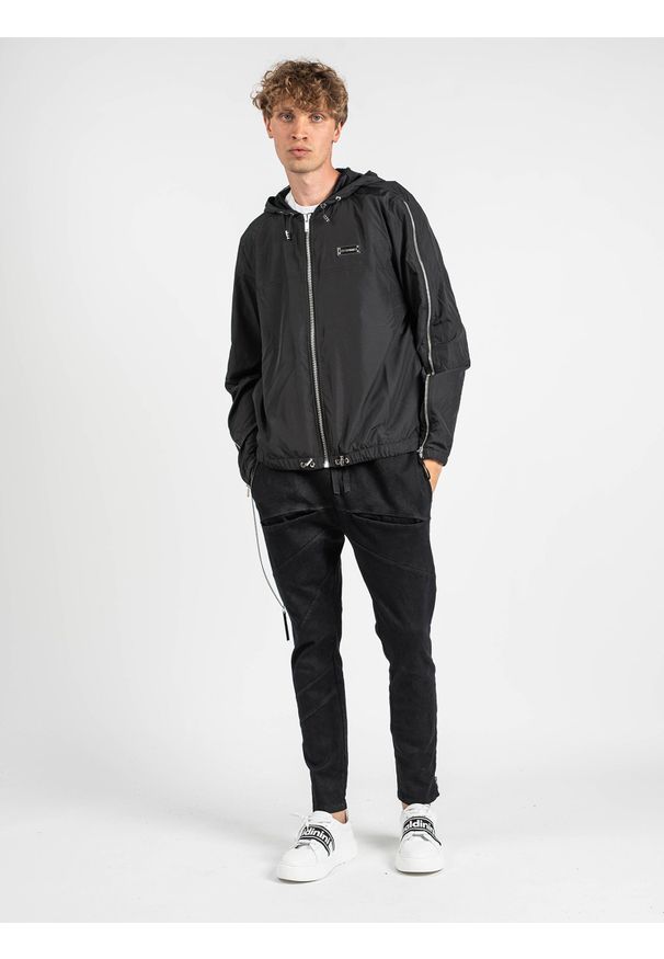 Les Hommes Kurtka "Windbreaker" | LKO312 250U | Light Weight Windbreaker | Mężczyzna | Czarny. Okazja: na co dzień. Typ kołnierza: kaptur. Kolor: czarny. Materiał: materiał. Styl: casual