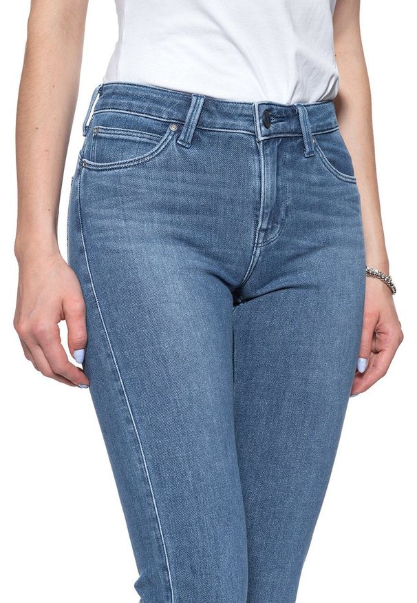 Lee - SPODNIE DAMSKIE LEE ELLY CROPPED RAW HEM BODY OPTIX L32RQYYF 112107698