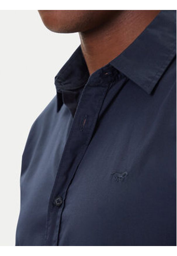 Mustang Koszula Canton 1016951 Granatowy Slim Fit. Kolor: niebieski. Materiał: bawełna