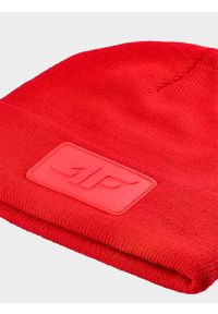 4f - Czapka beanie uniseks - czerwona. Kolor: czerwony. Materiał: syntetyk, materiał. Sezon: zima. Styl: sportowy, klasyczny