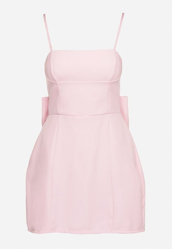 Born2be - Różowa Rozkloszowana Sukienka na Ramiączkach Zdobiona Dużą Kokardą Lavvia. Okazja: na co dzień. Typ kołnierza: kokarda. Kolor: różowy. Długość rękawa: na ramiączkach. Wzór: aplikacja. Typ sukienki: rozkloszowane. Styl: elegancki, casual