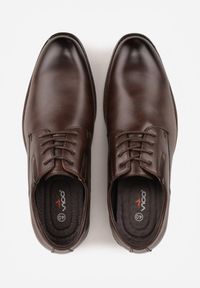 Born2be - Ciemnobrązowe Półbuty Wizytowe ze Skórzaną Wkładką i Geometryczną Wstawką Everis. Kolor: brązowy. Materiał: skóra. Wzór: geometria. Styl: wizytowy #3