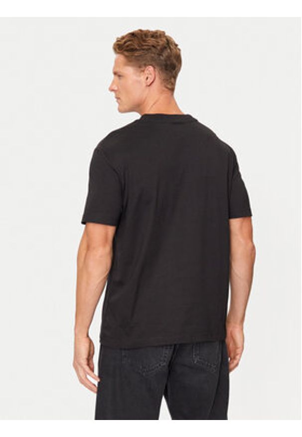 Calvin Klein Jeans T-Shirt Shiny Monologo J30J327109 Czarny Regular Fit. Kolor: czarny. Materiał: bawełna