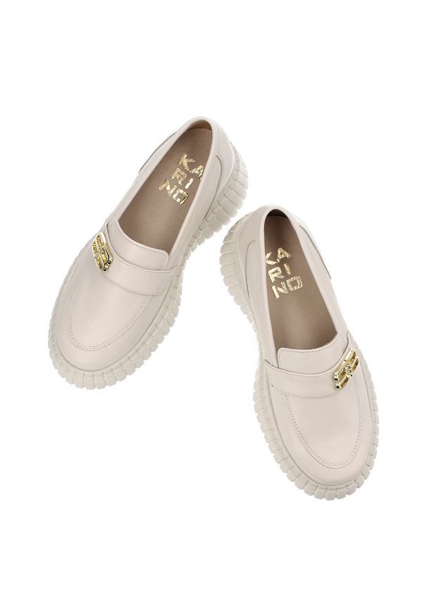 Beżowe Półbuty Karino Modne Obuwie Damskie. Okazja: do pracy, na randkę. Kolor: beżowy. Materiał: materiał. Styl: wizytowy