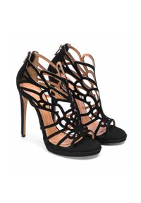 Kazar - Czarne sandały damskie. Kolor: czarny. Materiał: zamsz. Wzór: ażurowy. Obcas: na obcasie. Wysokość obcasa: średni #4