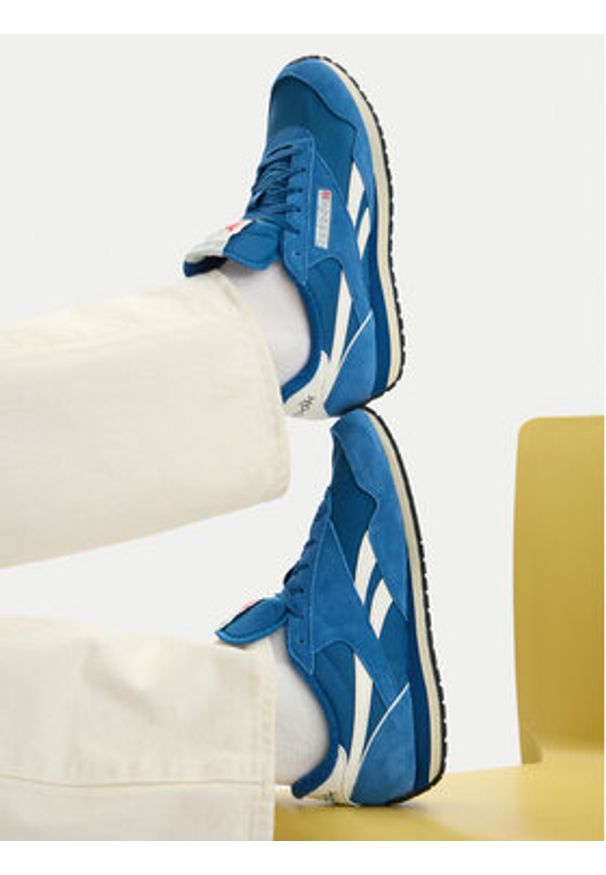 Reebok Sneakersy EO-CLASSIC AZ 100245083 Niebieski. Kolor: niebieski. Materiał: skóra, zamsz. Model: Reebok Classic